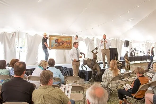 Аукционы антиквариата в Москве