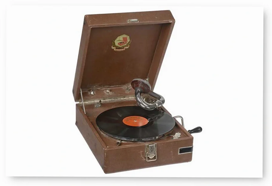 Продать ретро магнитофон